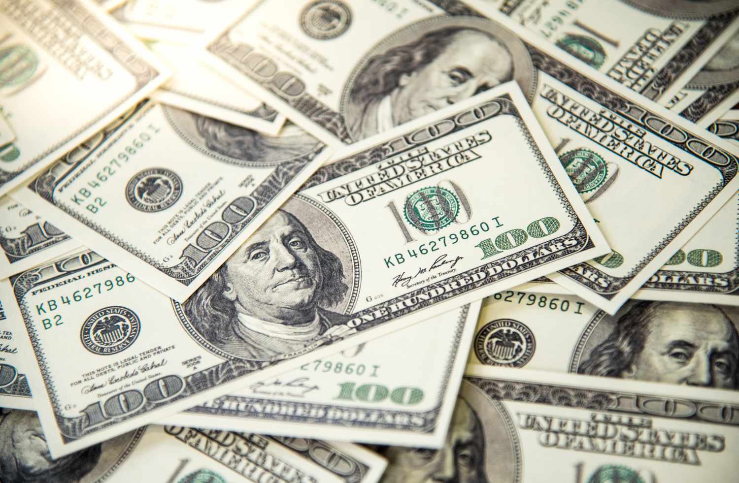 قیمت دلار امروز دوشنبه 28 مهر 1404 / رفت‌ و برگشت دلار