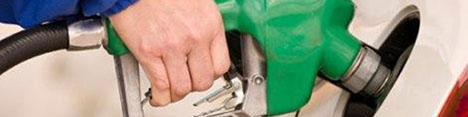 مصرف بنزین پس از رمضان به اوج خود می‌رسد/ کاهش ذخایر بنزین 400 تومانی
