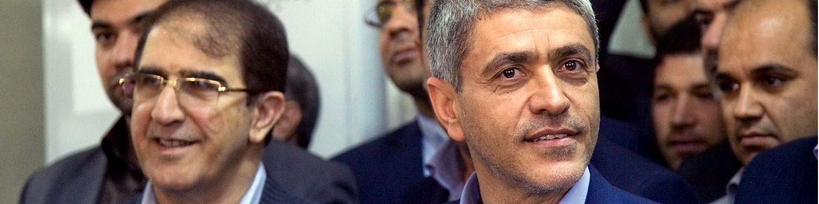 کاهش نقدینگی کشور با آزادسازی دلارهای بلوکه شده