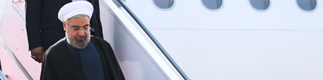 دکتر روحانی وارد پاریس شد