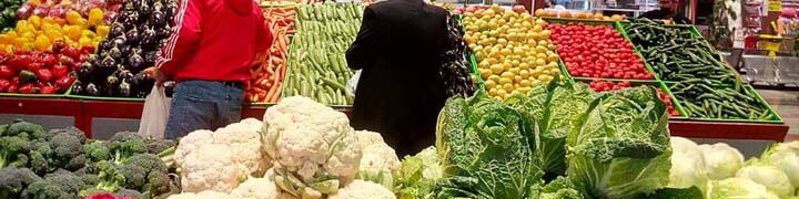 میوه در آستانه ماه رمضان ۴۴درصد ارزان‌تر از سطح شهر در تره بار